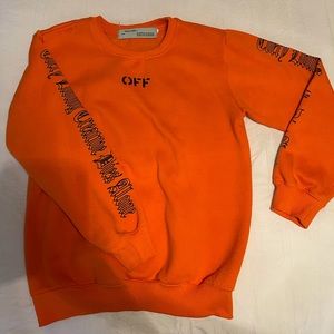 Crewneck sweatshirt